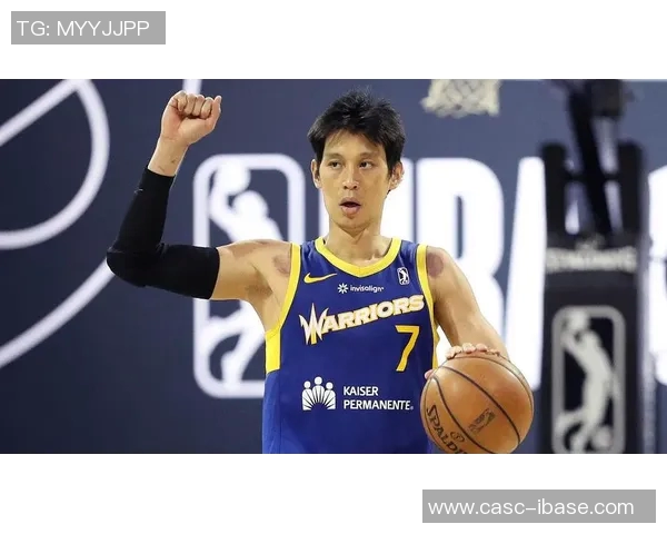 勇士与火箭对决林书豪重返赛场展现风采与激情 勇士与火箭对决林书豪重返赛场展现风采与激情