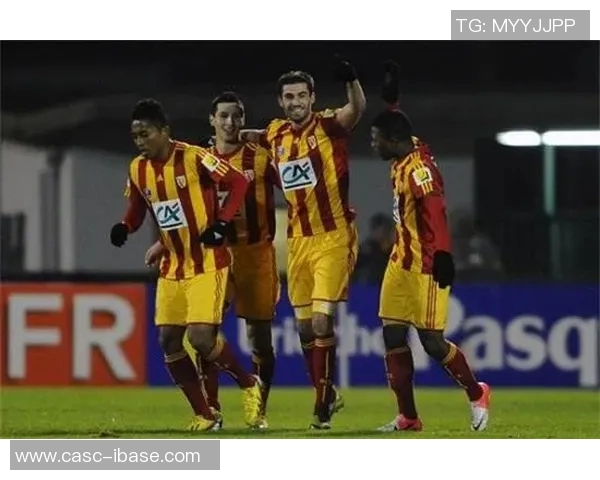 法甲精彩对决朗斯主场迎战波尔多全力争胜展现球队实力