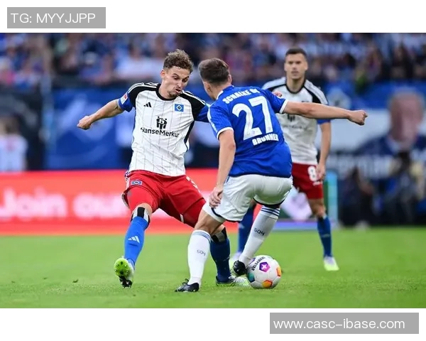 汉堡队与柏林联合足球队的激烈对决分析与赛季展望