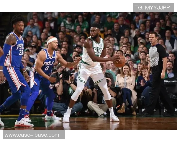 欧文在对阵凯尔特人时的精彩变向突破瞬间回顾与分析