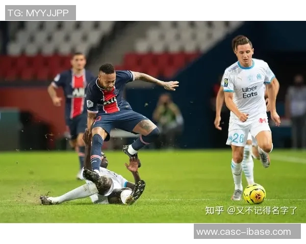 马赛与巴黎圣曼对决阵容分析及比赛前瞻全面解读 马赛与巴黎圣曼对决阵容分析及比赛前瞻全面解读