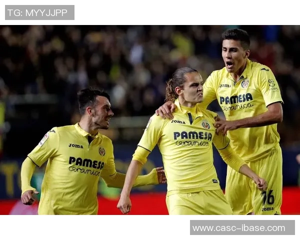 维拉利尔迎战特拉维夫力争主场胜利展现强劲实力